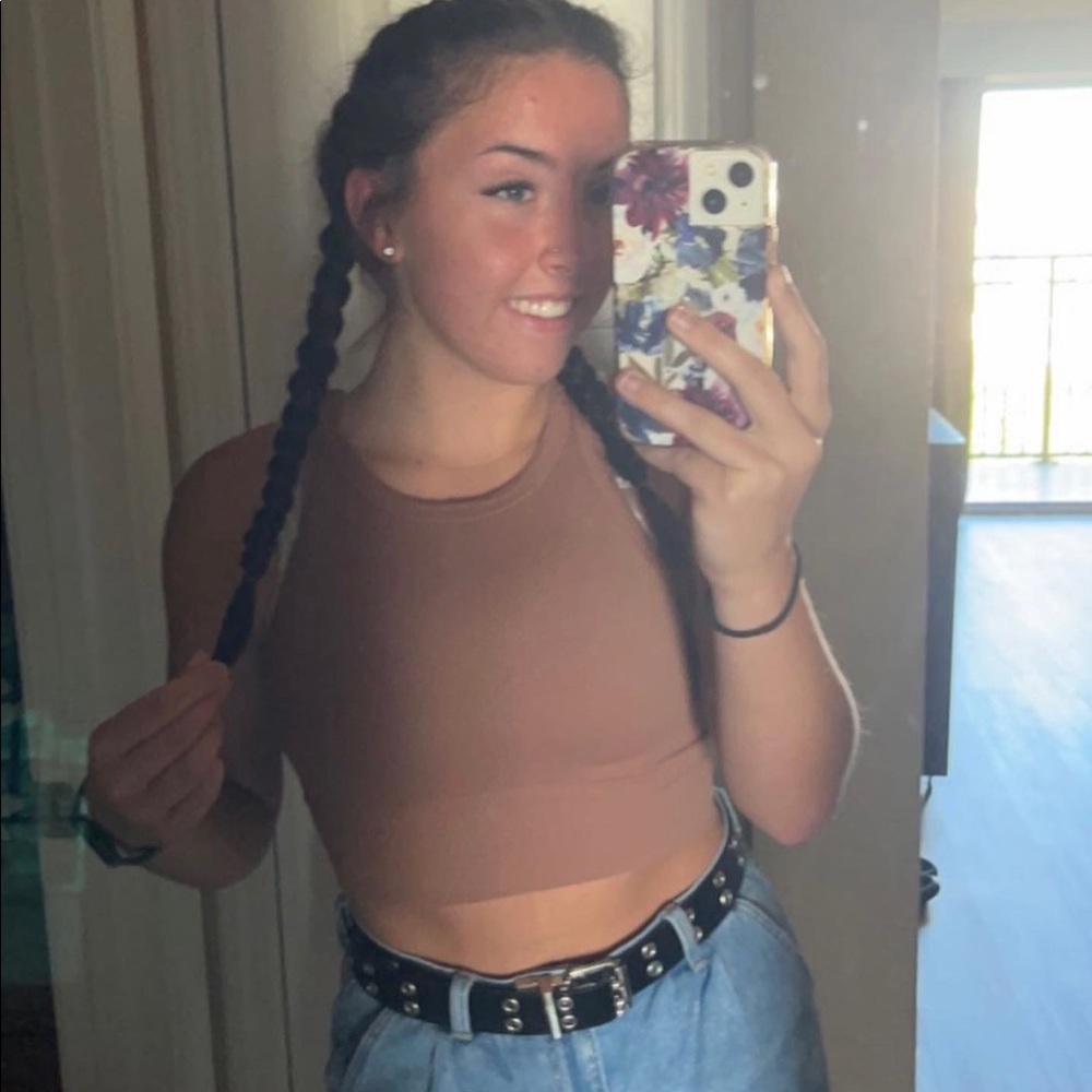 Meet your Posher, Hannah